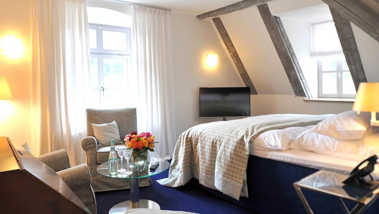 Schlosshotel 贝岑施泰因 外观 照片